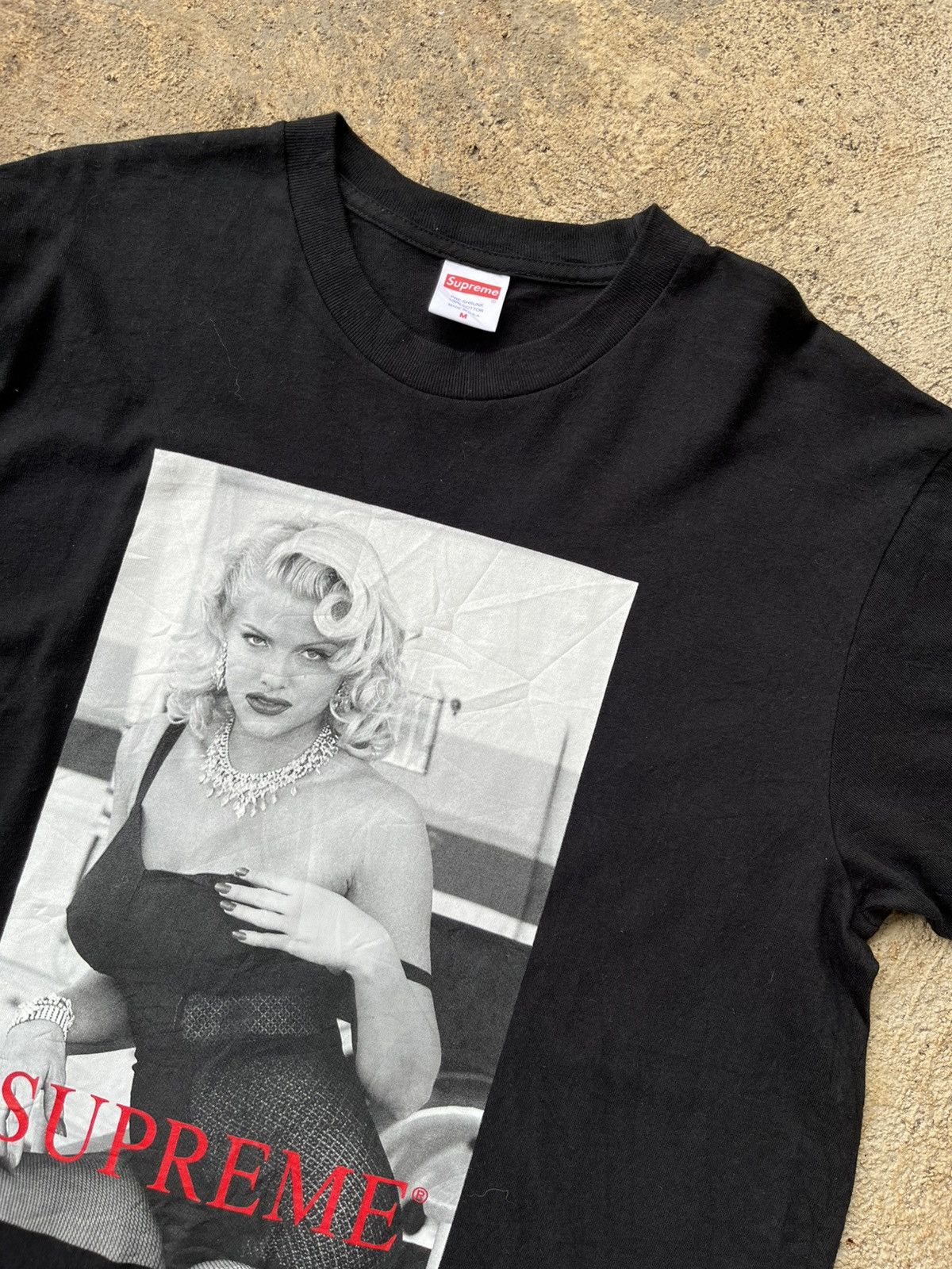 Supreme Supreme Anna Nicole Smith Tee Black like new Size US M / EU 48-50 / 2 - 2 Thumbnail