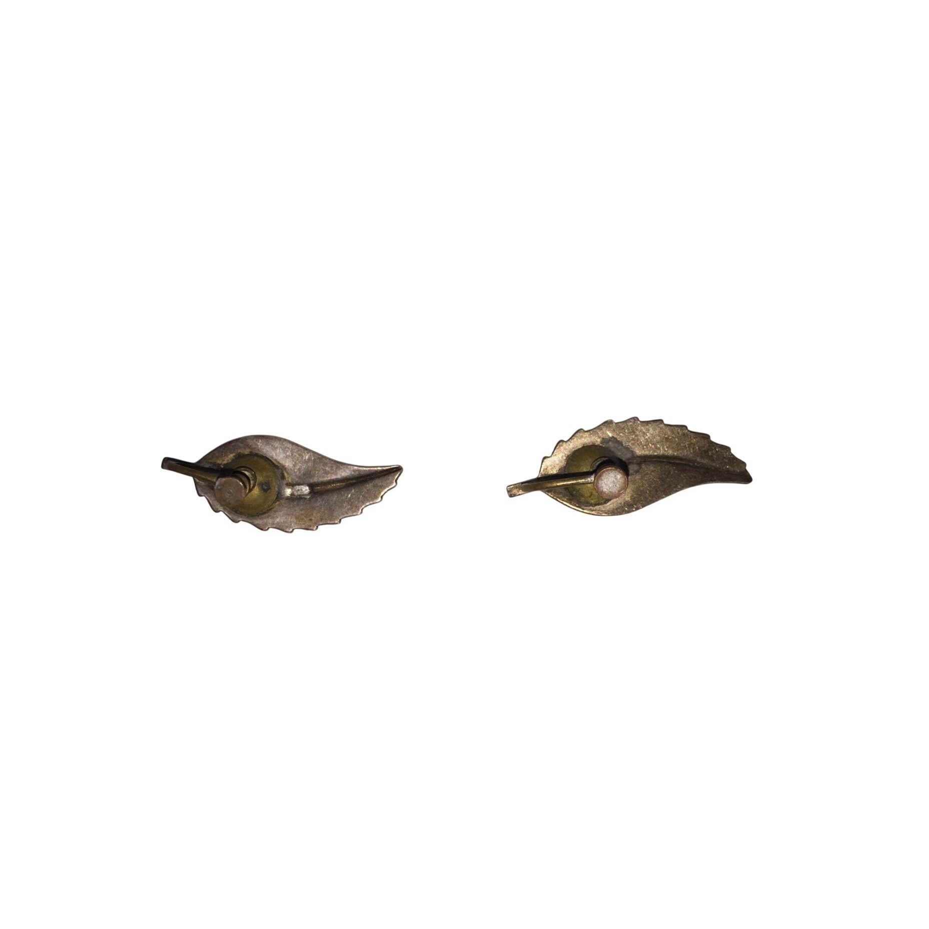 Other Women's Gold Tone Feather/Leaf Shaped Screw Back Earrings Size ONE SIZE - 4 Thumbnail