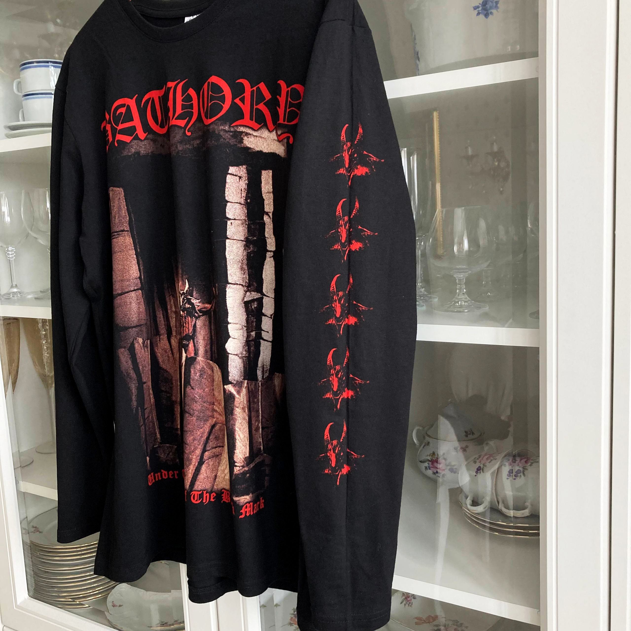 Band Tees Long Sleeve Bathory - (black metal, mayhem , venom , burzum) Size US L / EU 52-54 / 3 - 4 Thumbnail