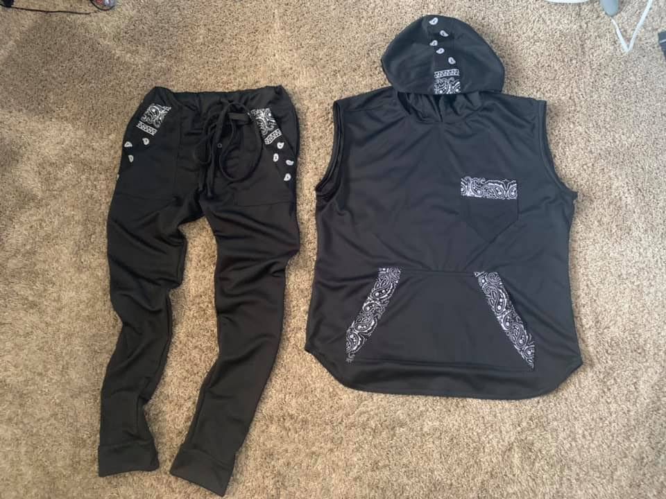Other Men Custom Black Bandanna Trim Tank Hoodie & Jogge Set. Size US XL / EU 56 / 4 - 1 Thumbnail