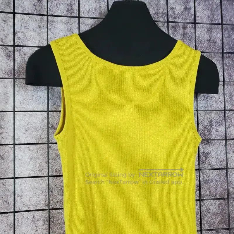 Burberry Burberry Summer Yellow Silk Blend Top. Size S / US 4 / IT 40 - 8 Thumbnail