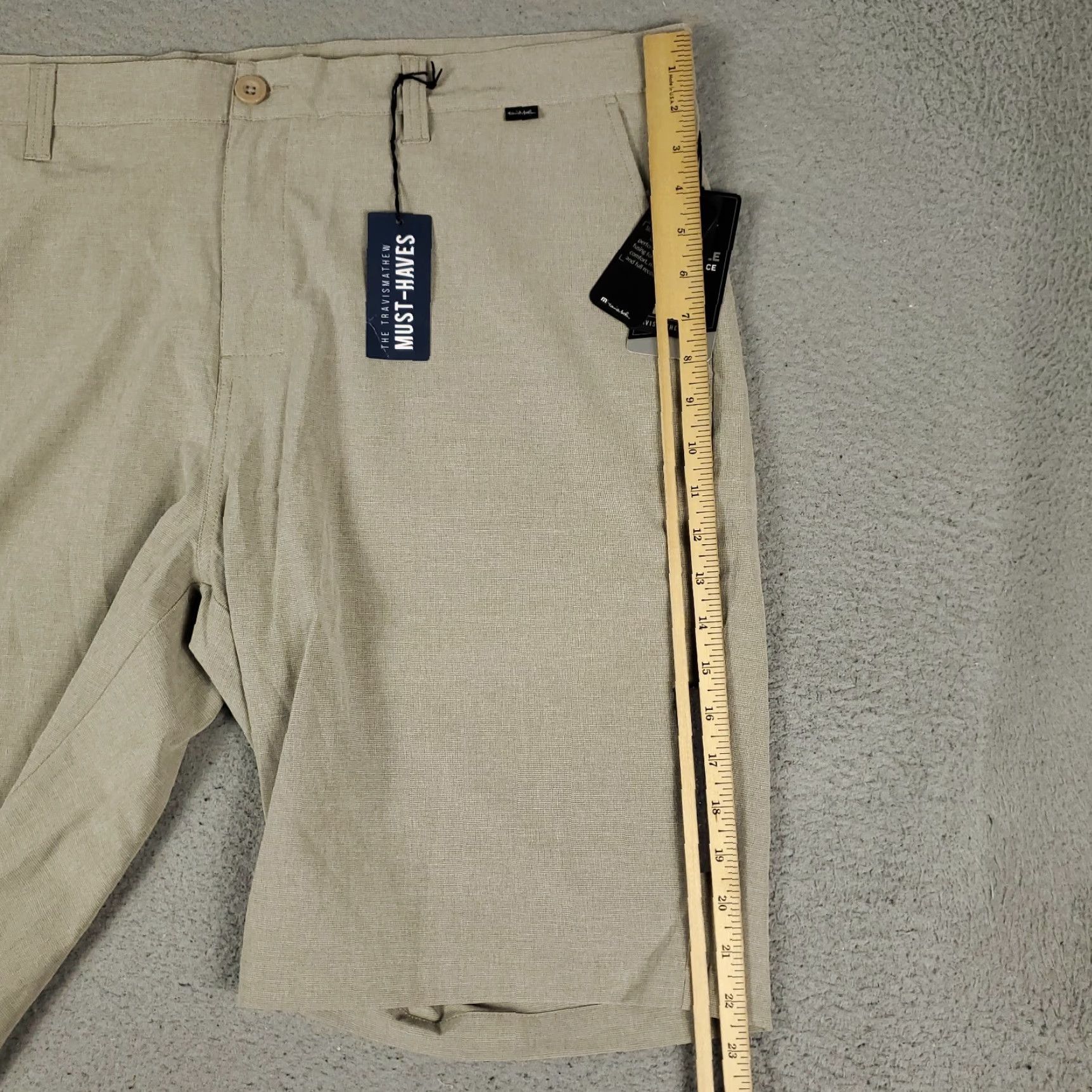 TravisMathew Travis Mathew Shorts Mens Size 42 Beige Golf Casual Flat Front Chino Stretch Pockets Inseam 10 in Size US 42 / EU 58 - 4 Thumbnail