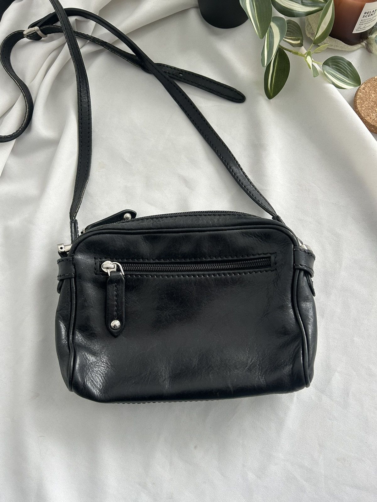 Vintage The Bridge Classic Black Leather Bag Size ONE SIZE - 11 Thumbnail