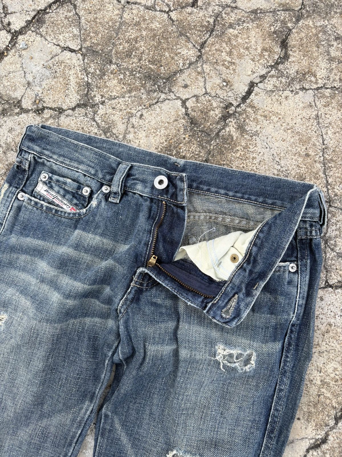 Diesel Vintage Diesel Jeans Flared Distressed Denim Pant Size US 32 / EU 48 - 4 Thumbnail