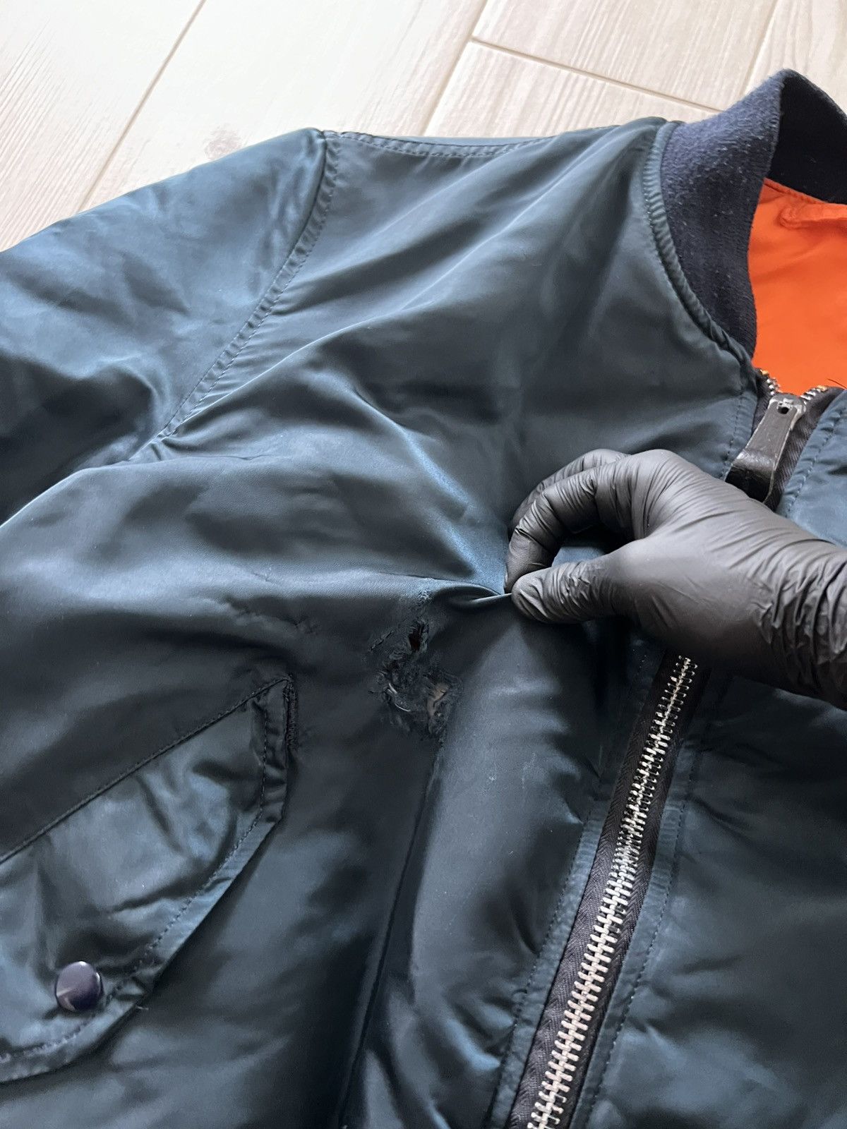 Alpha Industries Alpha Industries Reversible Bomber Jacket Size US XL / EU 56 / 4 - 13 Thumbnail