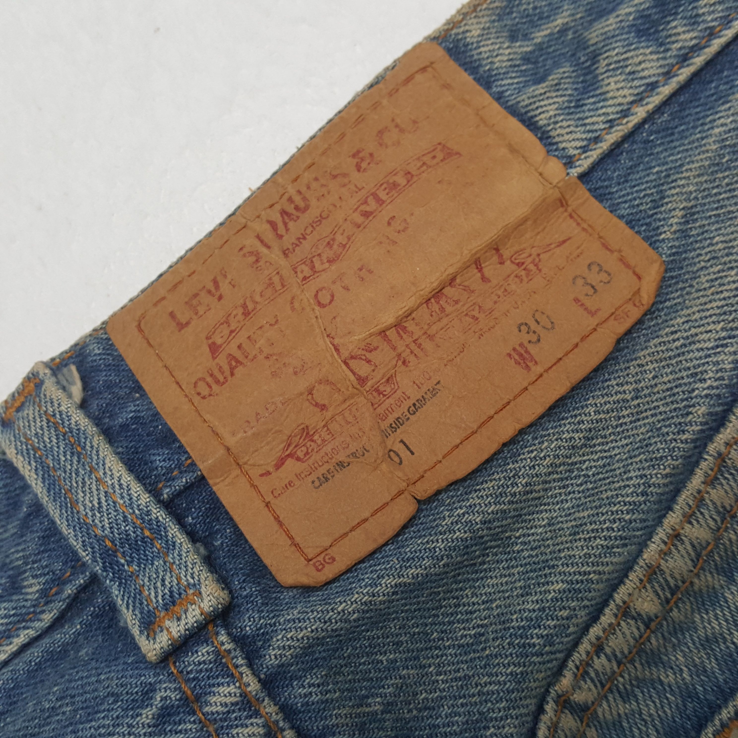 Levi's Vintage 90's Levi's 501 American Brand Jeans RR17 Size US 27 - 15 Thumbnail