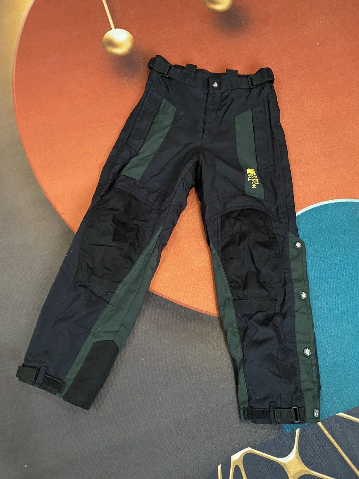 The North Face The North Face Vintage Technical Outdoor Pants Size US 28 / EU 44 - 1 Thumbnail