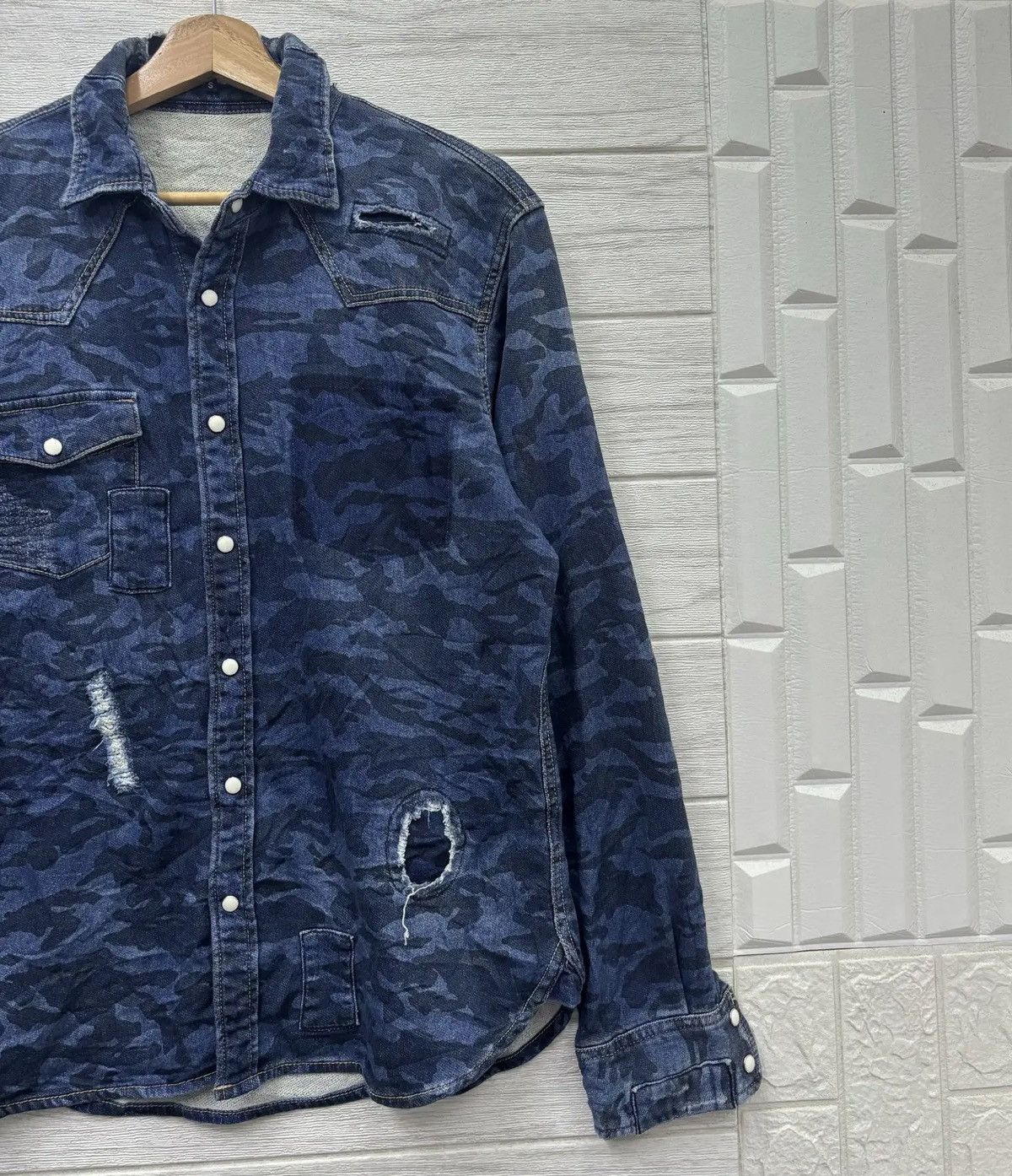 Comme des Garcons × Comme des Garcons SHIRT 🔥COMME DES GARCONS HOMME BORO PATCHWORK CAMO BUTTON SHIRT Size US S / EU 44-46 / 1 - 6 Thumbnail