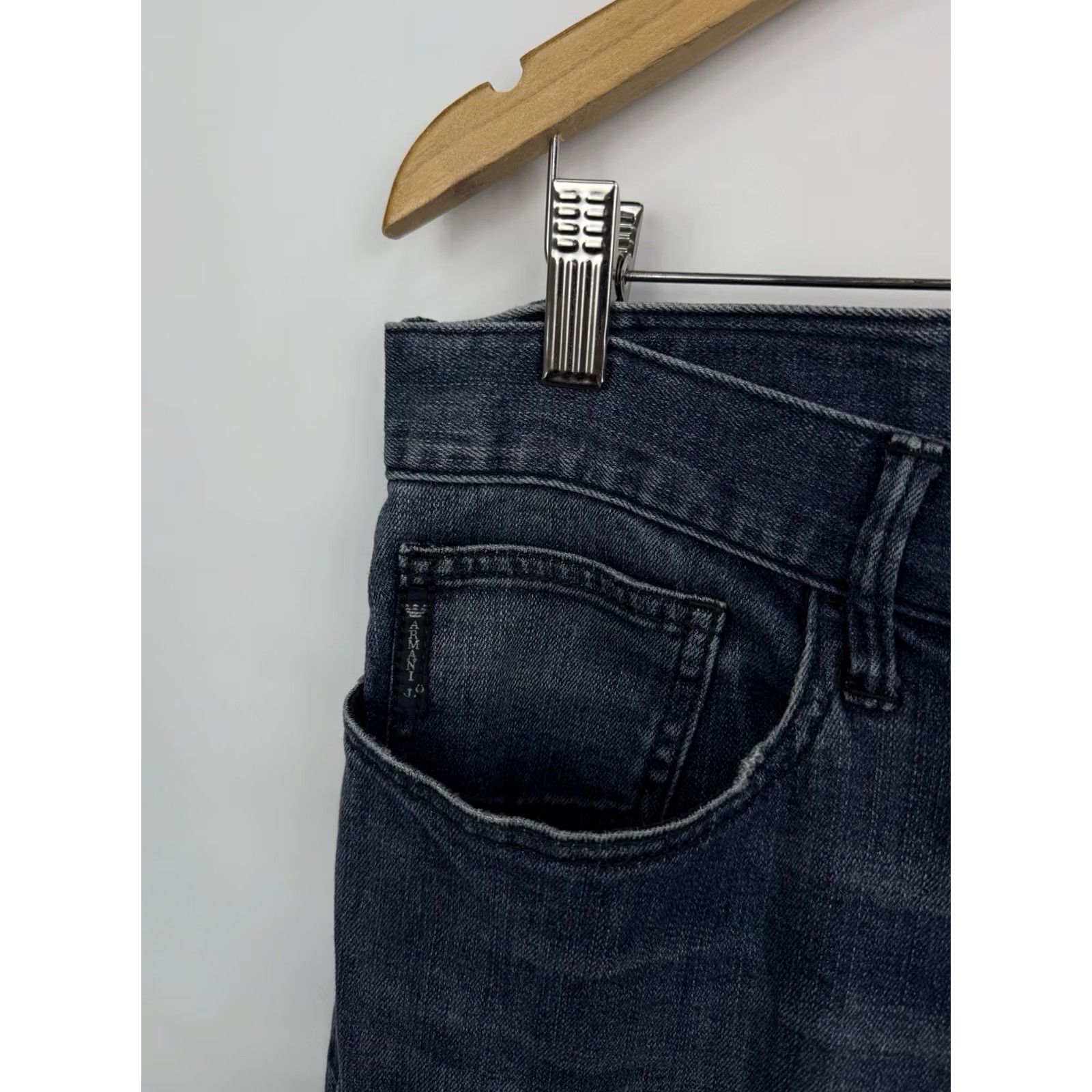 Vintage VINTAGE Armani Jeans J02 Extra Slim Fit Comfort Fabric 34/34 Jeans Mens 90s Blue Week? 2/3 weeks Size US 34 / EU 50 - 7 Thumbnail
