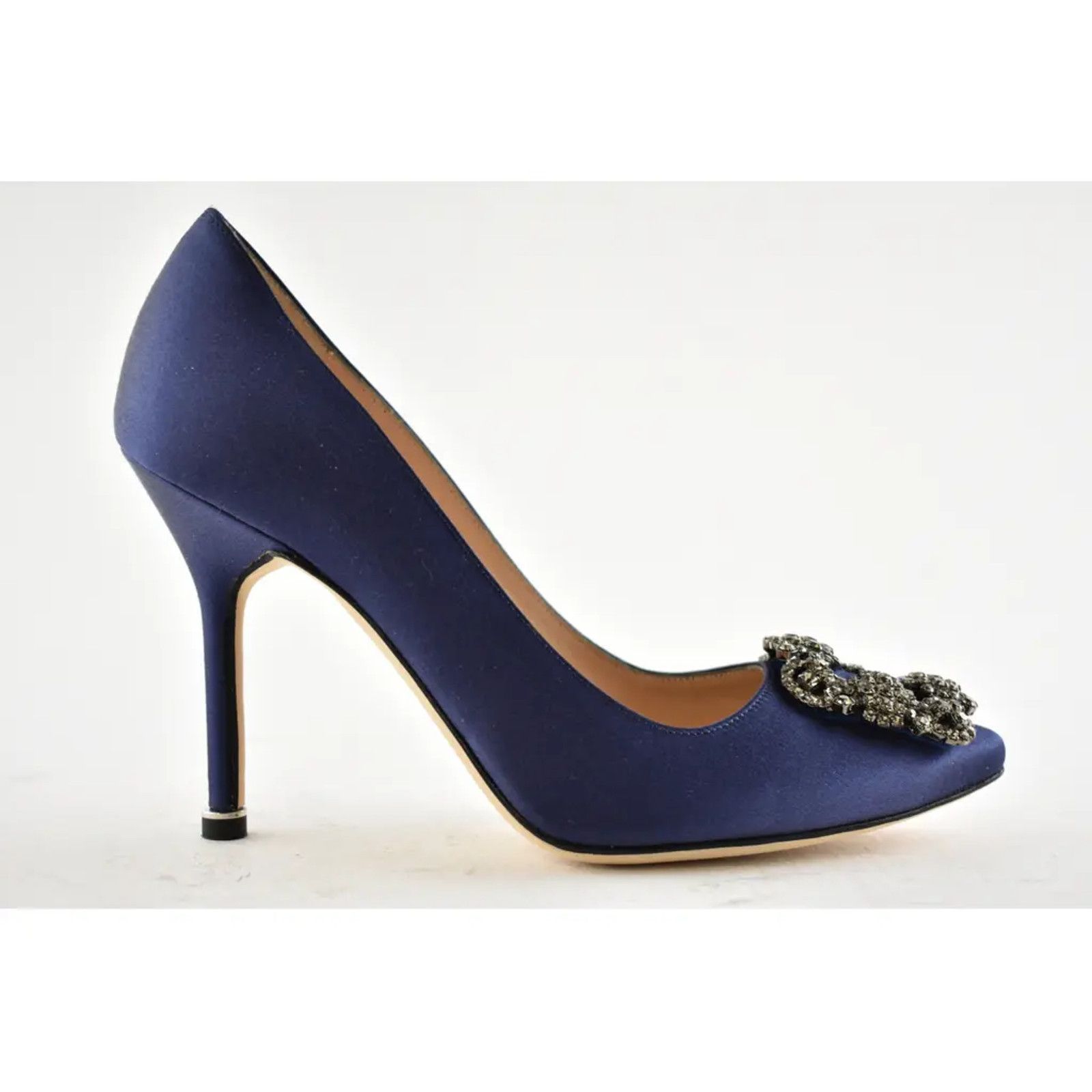 Manolo Blahnik Hangisi 105 Navy Satin Crystal Jewel Buckle Heel Pump 40 Size US 10 / IT 40 - 2 Thumbnail