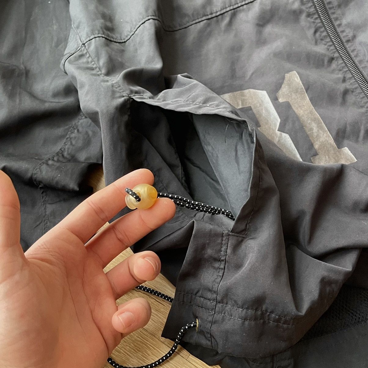 Nike Vintage Nike Sportswear Windbreaker Spellout Track Jacket Size US L / EU 52-54 / 3 - 9 Thumbnail