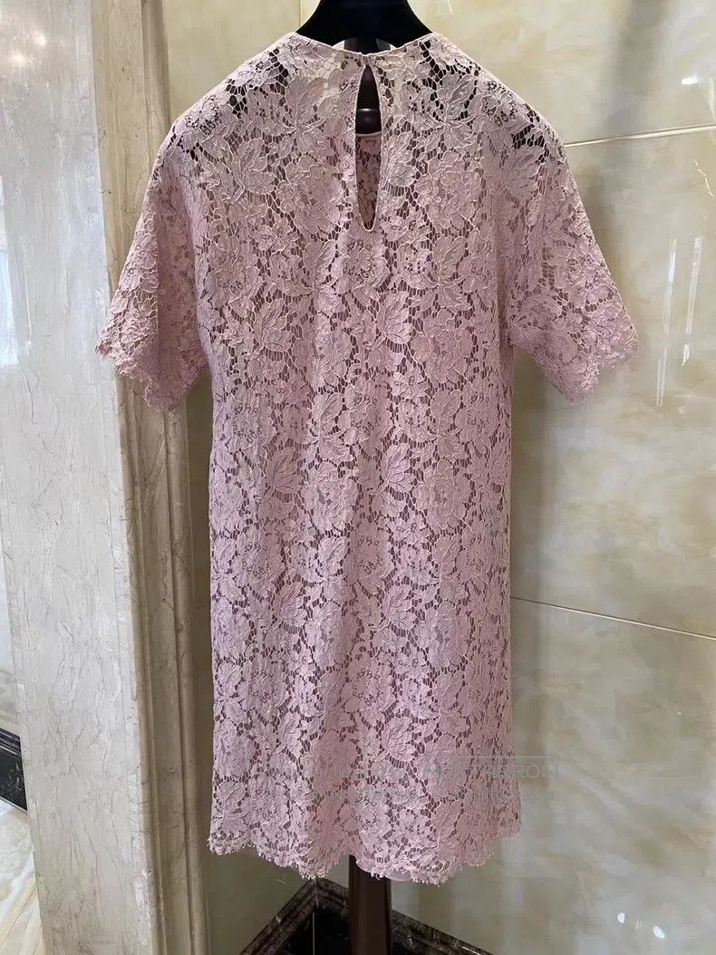 Valentino Valentino Lace dresses are reworked Size S / US 4 / IT 40 - 3 Thumbnail