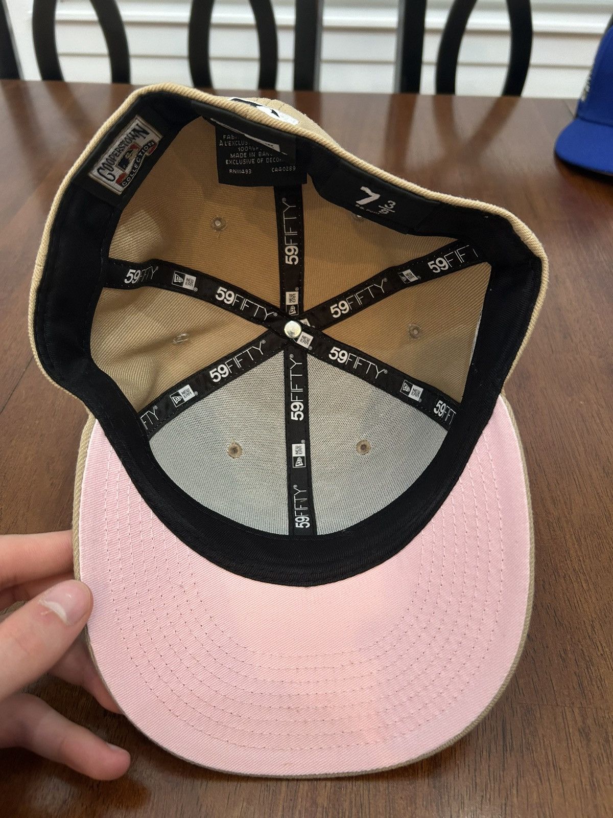 New Era Chicago White Sox Fitted - Tan/pink Size ONE SIZE - 2 Thumbnail