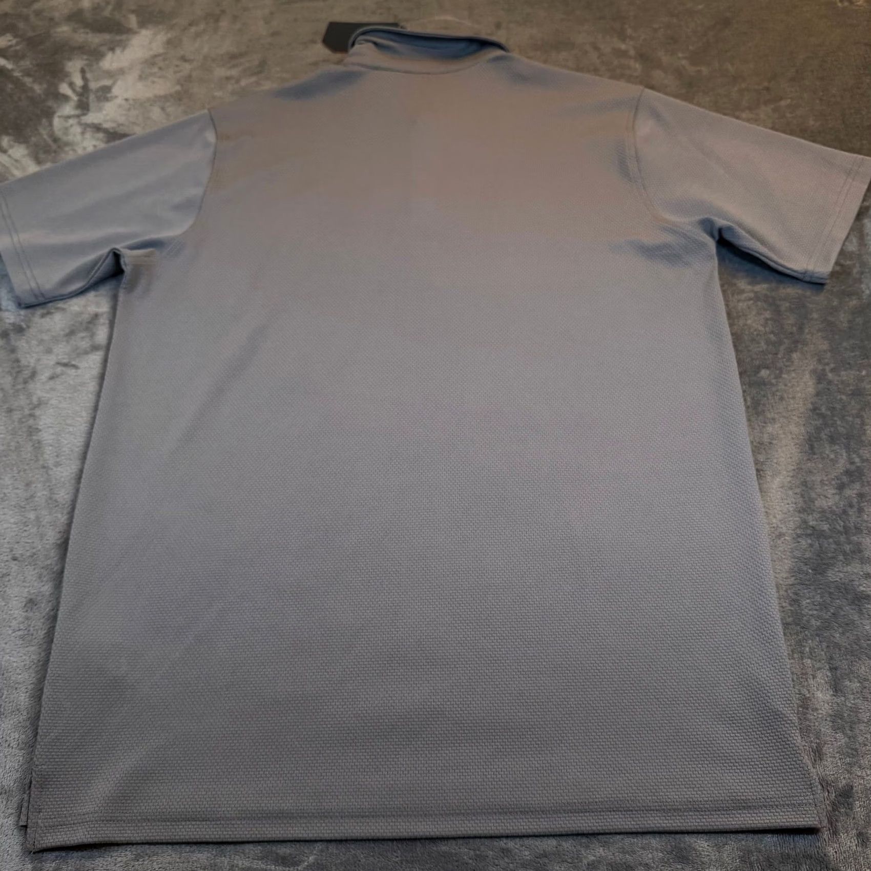Vintage Antigua Mortal Polo Shirt Mens Medium Carbon Gray 105560 NWT Iowa Hawkeyes NCAA Collegiate Golf Performance Textured Polo Men’s Medium Carbon Gray Size US M / EU 48-50 / 2 - 5 Thumbnail