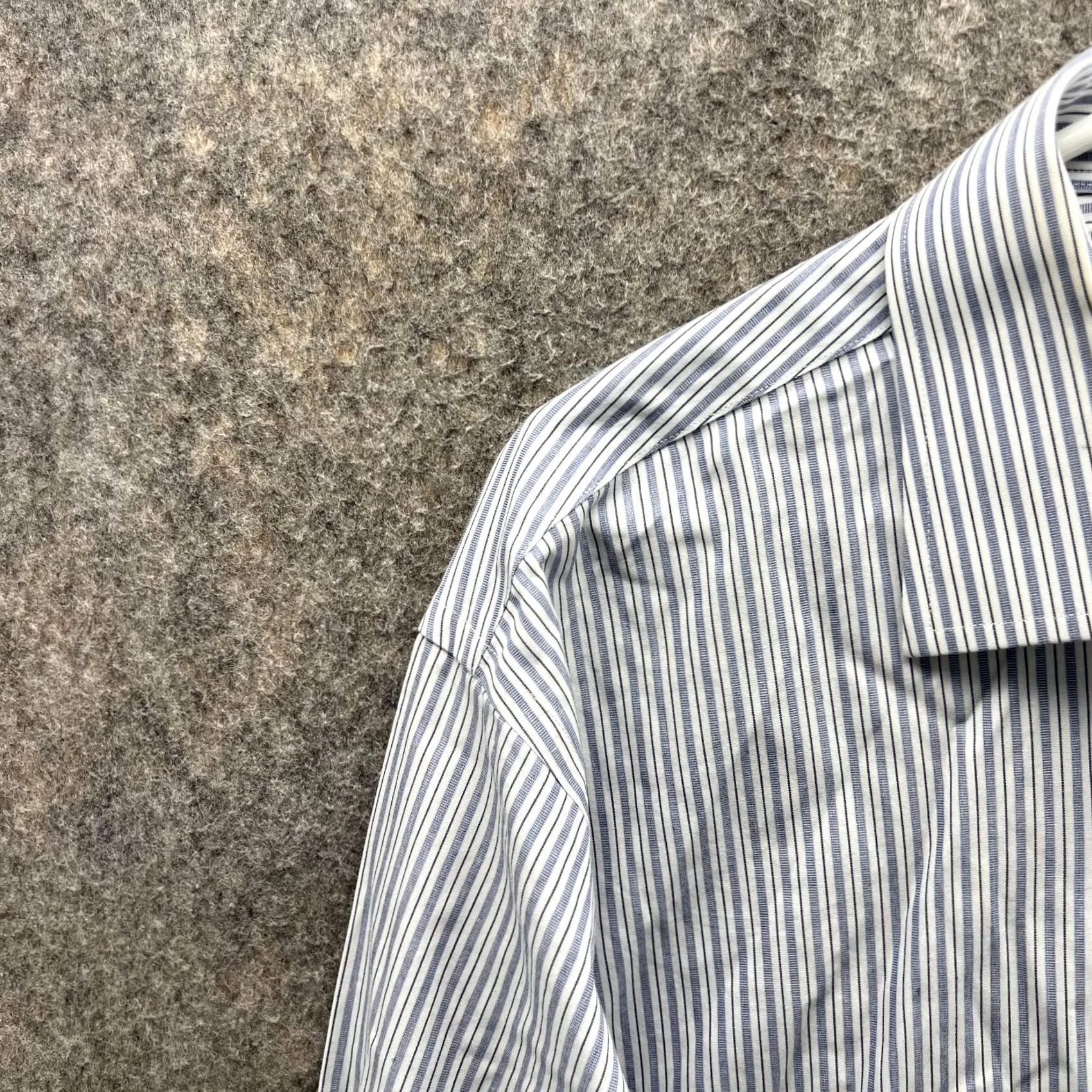 Brooks Brothers Brooks Brothers Shirt Men 17 34 White Blue Striped Button-Down Regent Casual Size US XL / EU 56 / 4 - 3 Thumbnail
