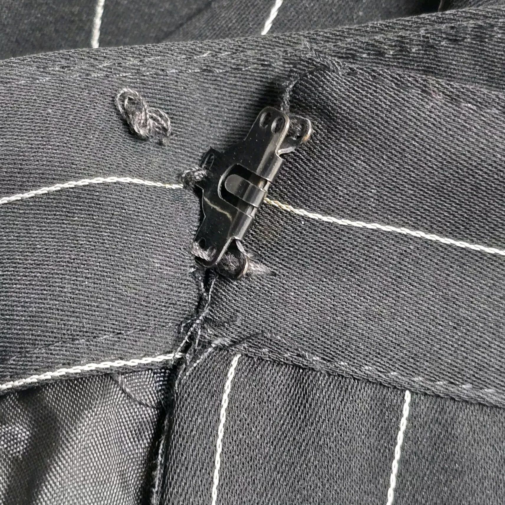 Vintage VTG Noviello-Bloom Black Pinstripe Two Piece Skirt Suit Size 4 Women Clothing Set Jacket Skirt Lined 100% Polyester 2 Piece Vintage Size 27" / US 4 / IT 40 - 6 Thumbnail