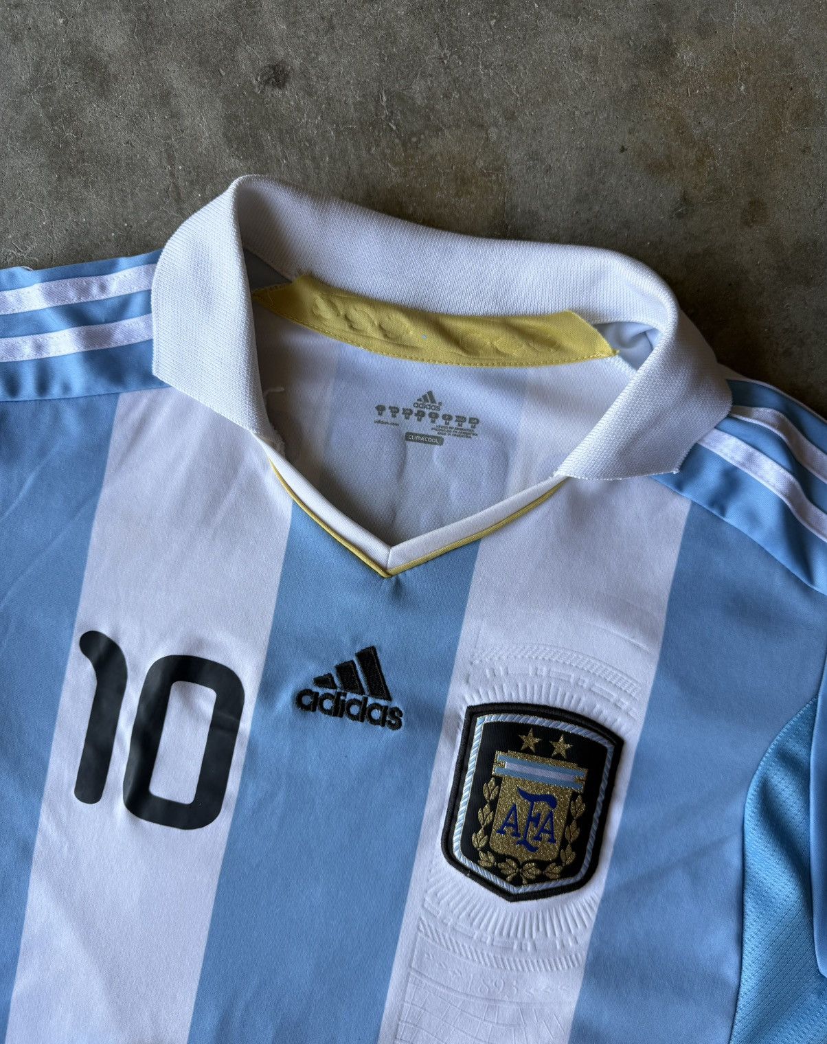 Adidas × Vintage Argentina Soccer Jersey Size Medium #10 MESSI Size US M / EU 48-50 / 2 - 2 Thumbnail