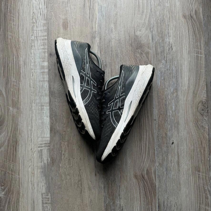 Asics ASICS • GEL-KAYANO™ 28 (7.5M) Size US 7.5 / EU 40-41 - 9 Thumbnail