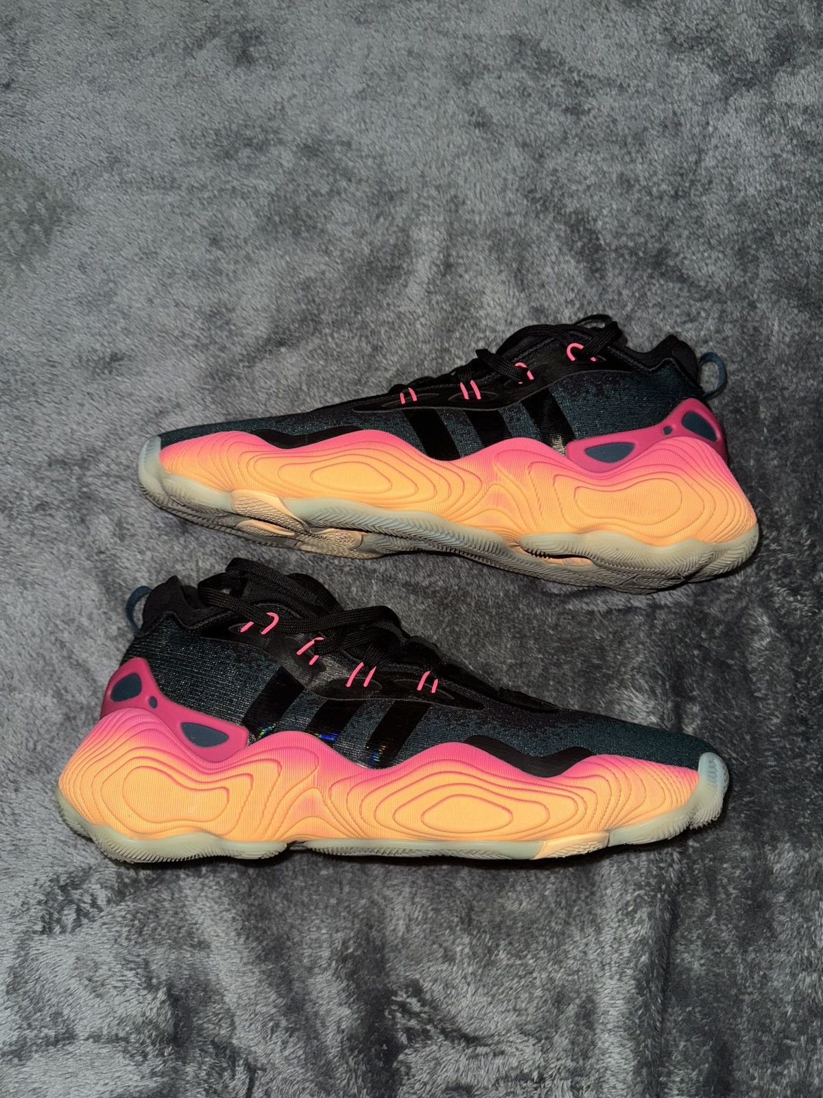 Adidas Adidas Trae Young 3 Size US 13 / EU 46 - 1 Thumbnail