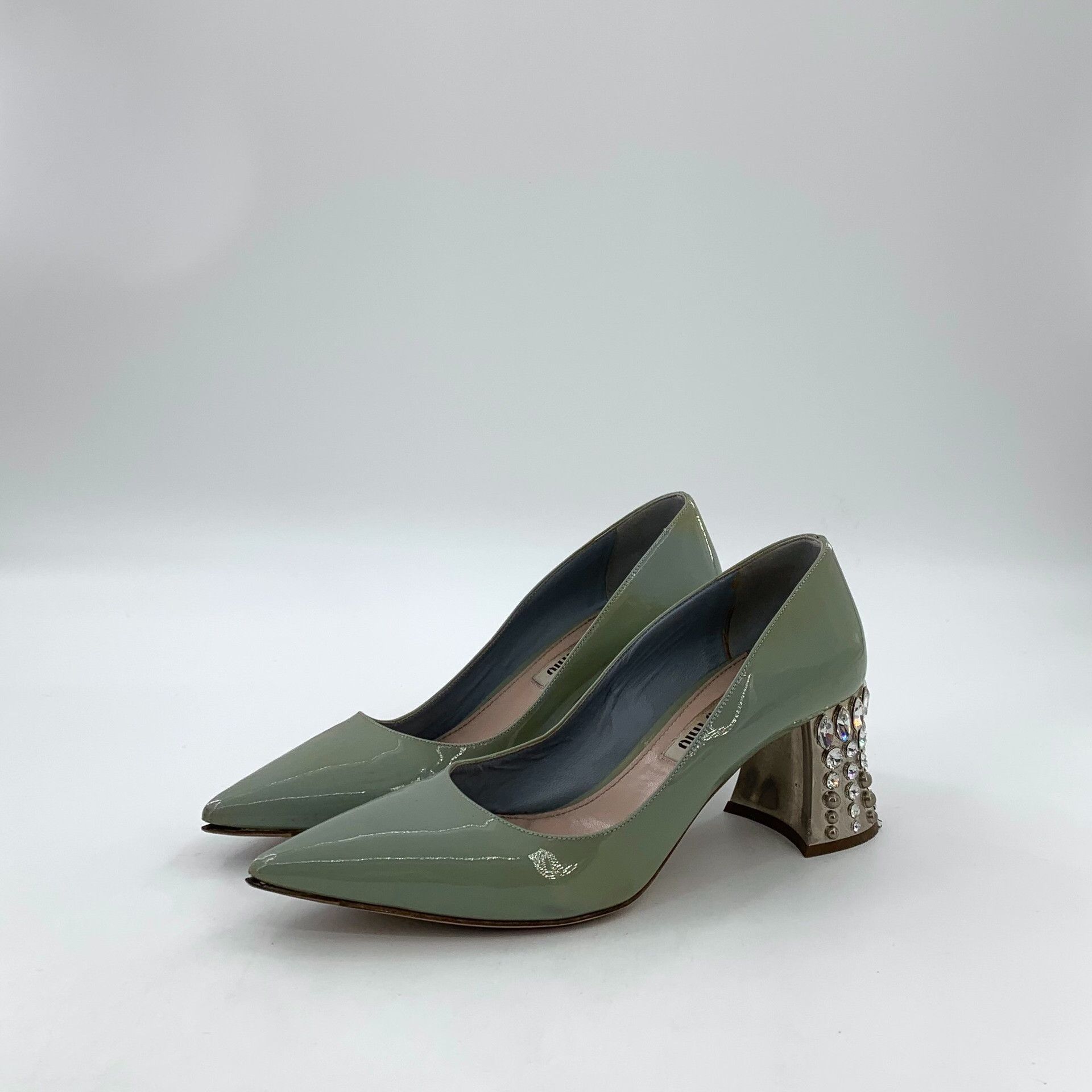 Balenciaga Balenciaga Patent Green Lowtop Sneakers 35 Women Size US 5 / IT 35 - 1 Thumbnail
