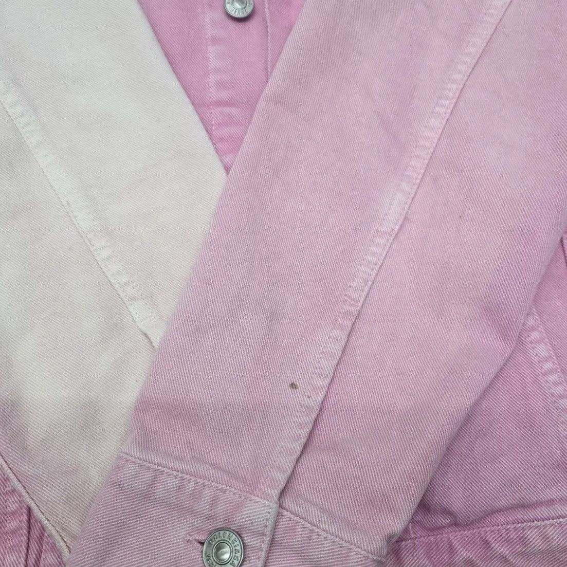 Balenciaga Balenciaga Sunfaded Pink Denim Jacket Size US M / EU 48-50 / 2 - 8 Thumbnail