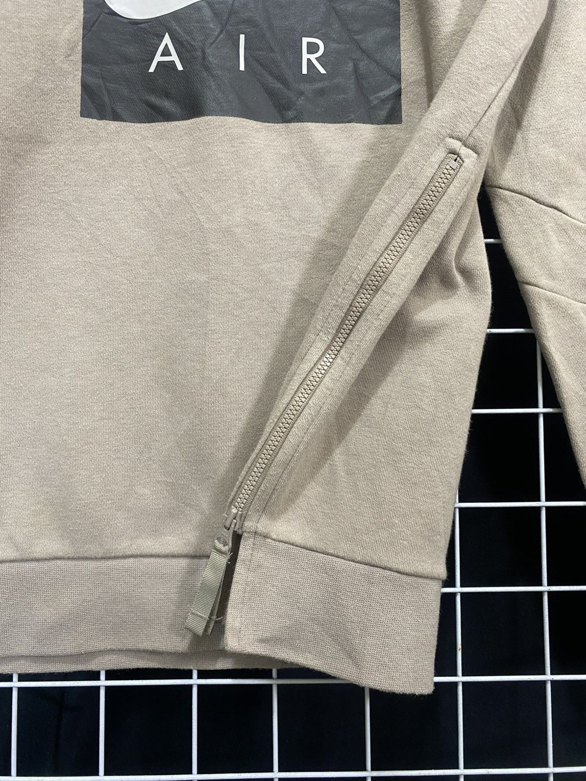 Nike NIKE AIR KID/JUNIOR SWEATSHIRT Size US XS / EU 42 / 0 - 3 Thumbnail
