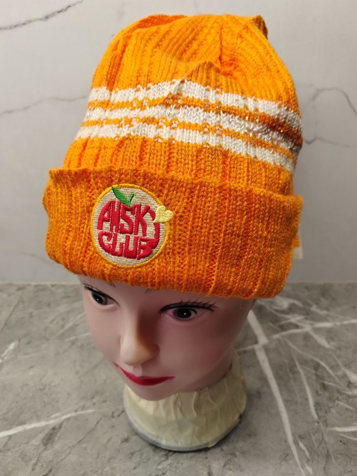 Japanese Brand Vintage PH Ski Club Beanie Size ONE SIZE - 1 Thumbnail