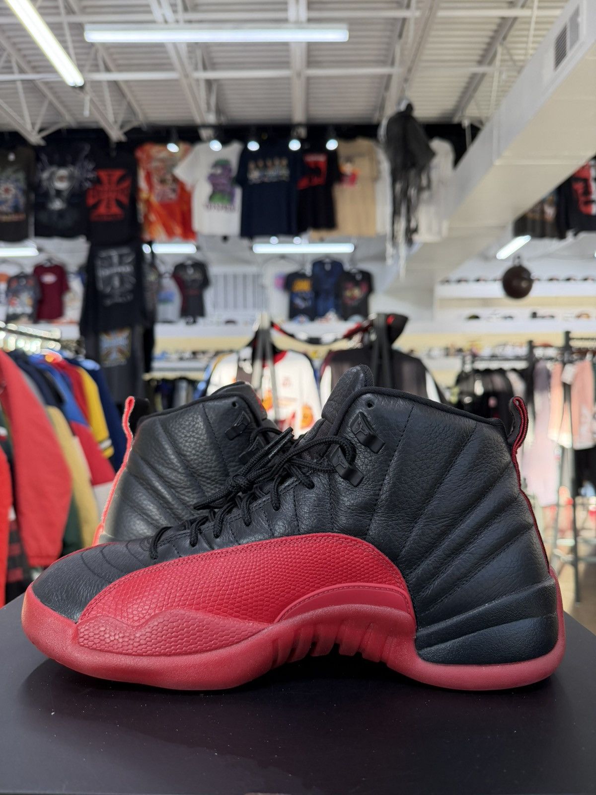 Jordan Brand Air Jordan 12 Flu Game Size 11 (2025) Size US 11 / EU 44 - 4 Thumbnail