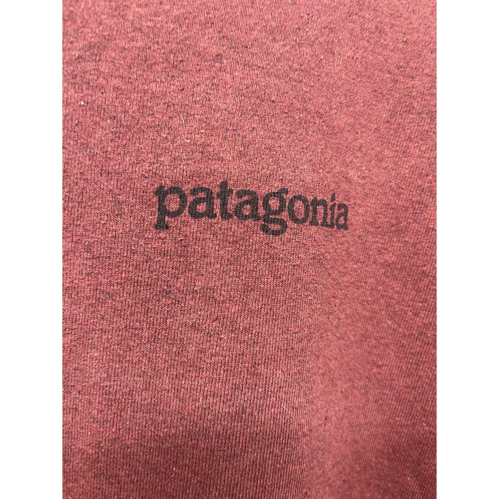 Patagonia Patagonia T-Shirt Responsibili-tee Classic Logo Red Recycled Size US M / EU 48-50 / 2 - 5 Thumbnail