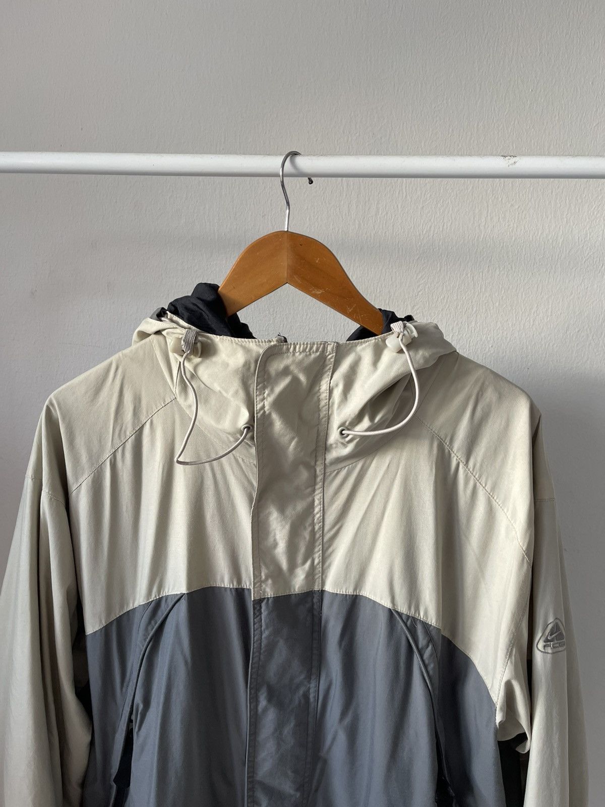 Nike ACG Vintage Nike ACG Jacket Size US L / EU 52-54 / 3 - 3 Thumbnail