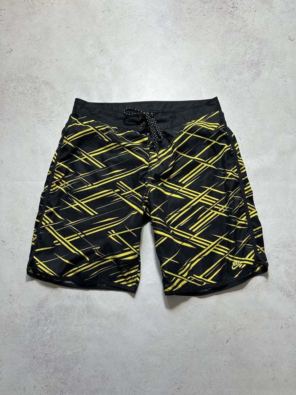 Nike Vintage Nike Swoosh Baggy Nylon Shorts Y2K XL Size US 36 / EU 52 - 2 Thumbnail