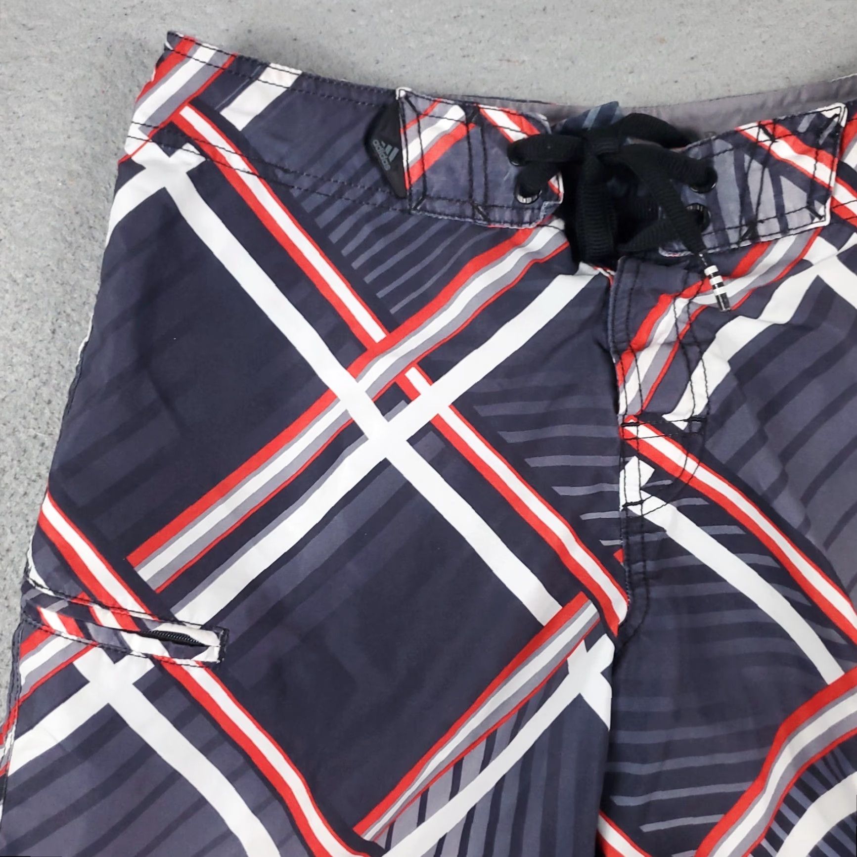 Adidas Adidas Shorts Mens Size 30 Gray Plaid Lace Tie Beach Swim Trunks Board Shorts Size US 29 - 2 Thumbnail