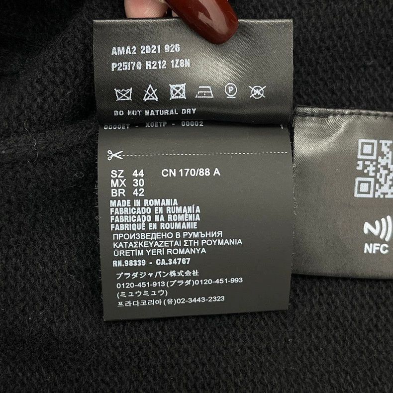 Prada Prada Black classic logo sheep wool cashmere cardigan sweat Size US S / EU 44-46 / 1 - 6 Thumbnail