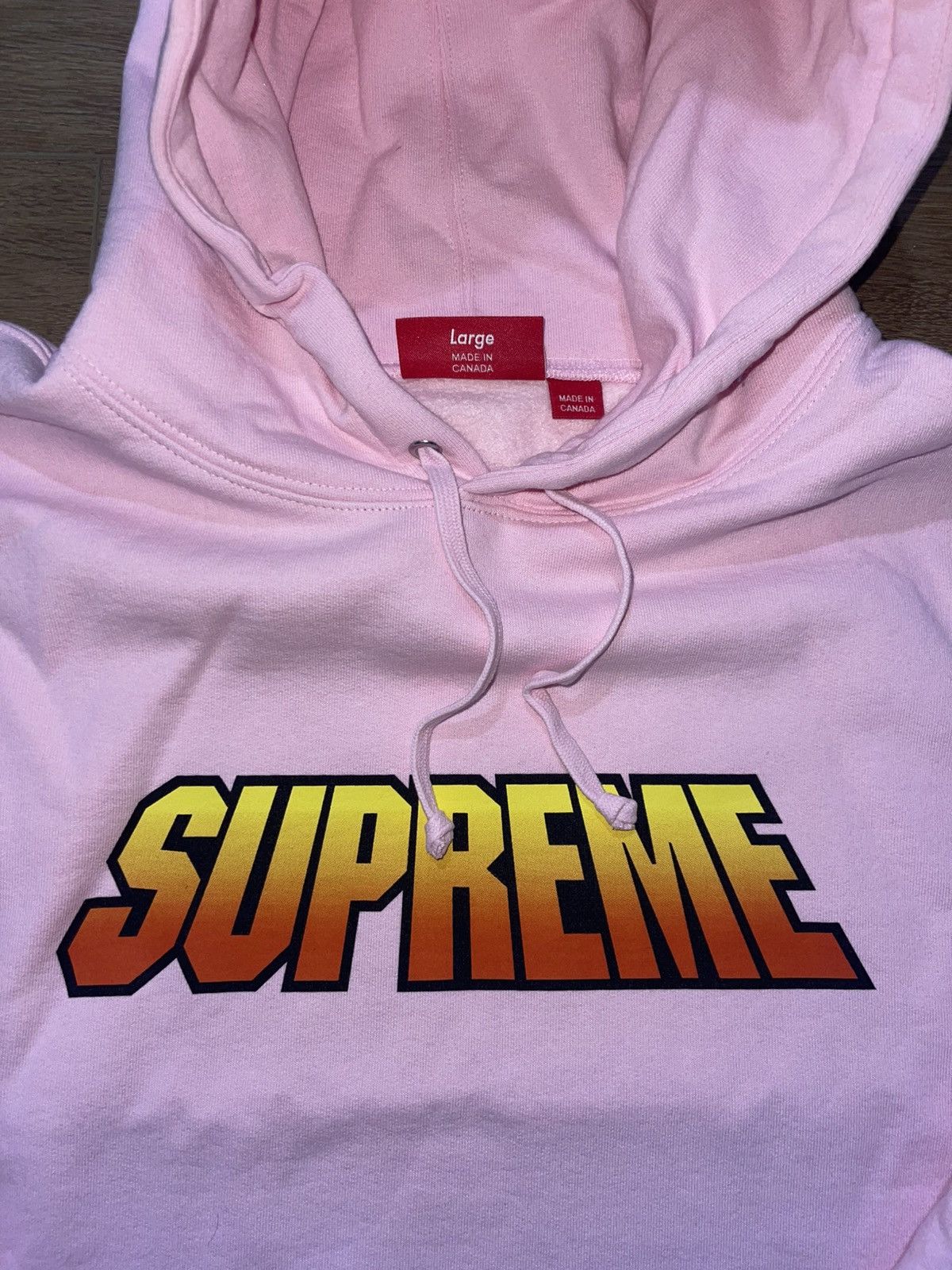 Supreme Supreme Gradient Hooded Sweatshirt Light Pink size Large Size US L / EU 52-54 / 3 - 2 Thumbnail