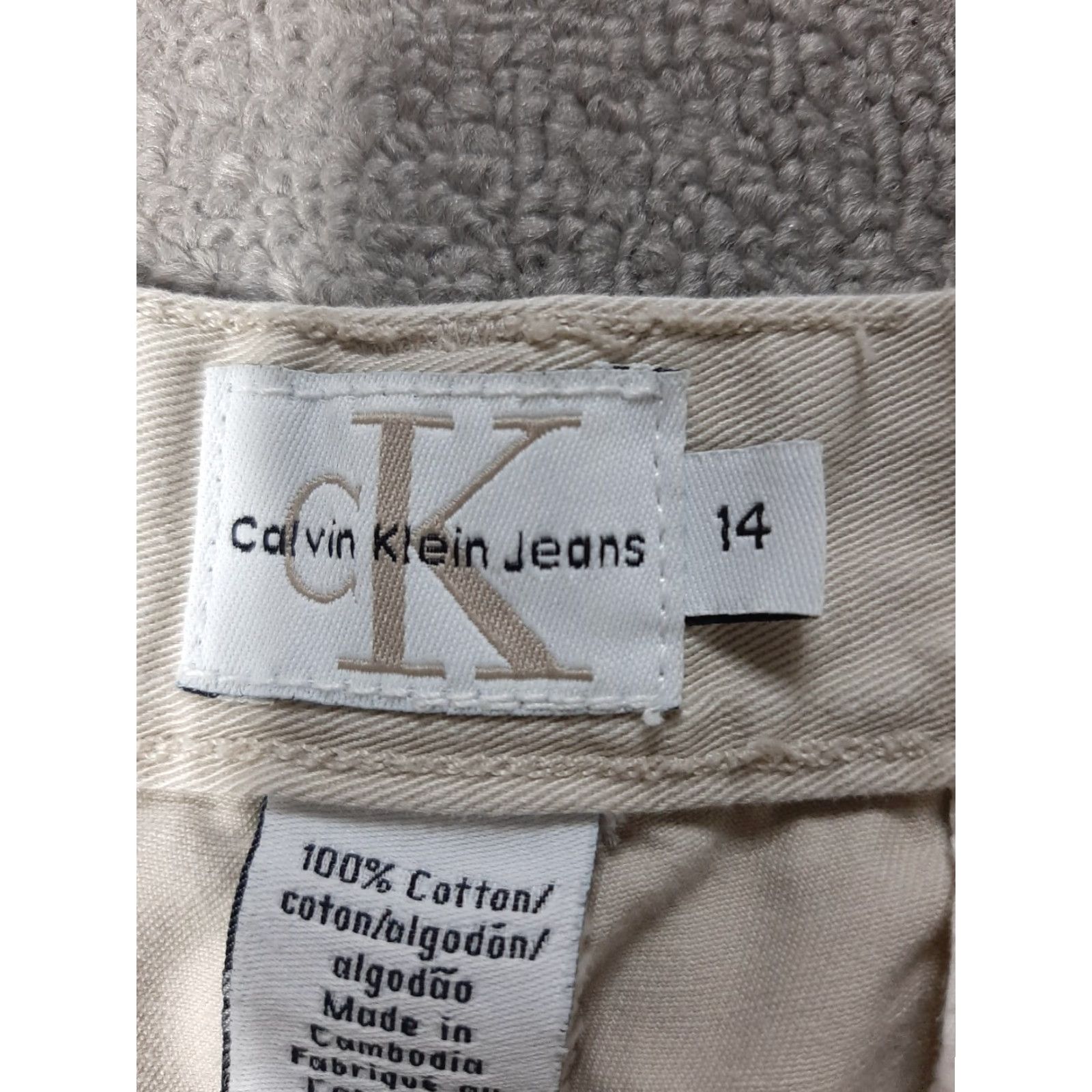 Calvin Klein Calvin Klein Shorts Mens 36 Beige Cotton Cargo Pocket Flat Front Regular Cargo Classic Logo Pockets Men Size US 36 / EU 52 - 4 Thumbnail