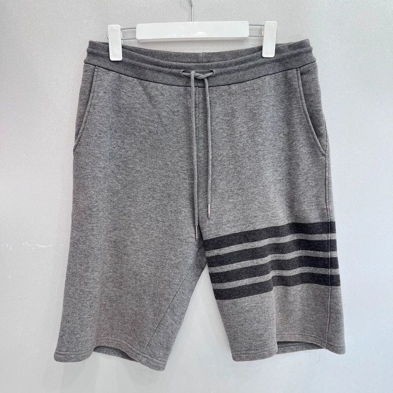 Thom Browne Thom Browne size2 Gray striped shorts Size US 40 / EU 56 - 1 Thumbnail