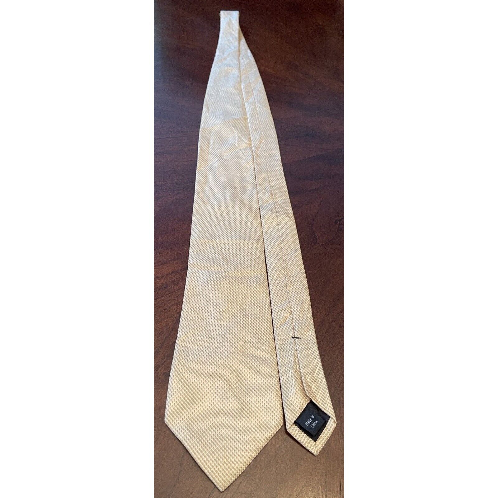 Michael Kors Michael Michael Kors Gold 100% Silk Made In China Size ONE SIZE - 4 Thumbnail