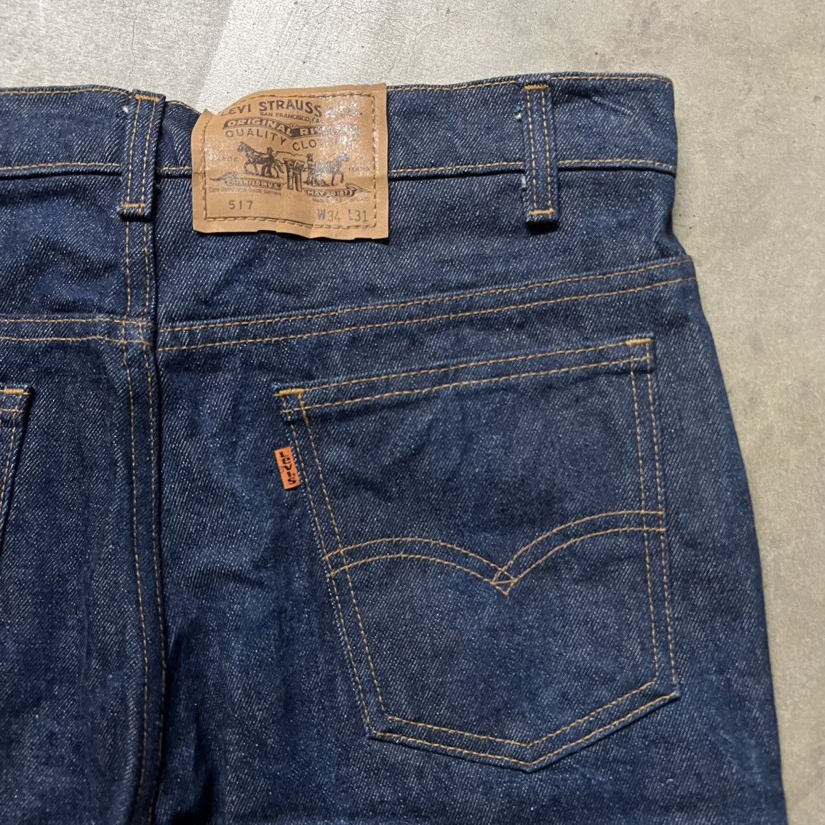 Levi's × Levi's Vintage Clothing × Vintage Vintage 80’s Levi’s 517 🇺🇸 Wide-Leg Bootcut Denim Jeans Size US 34 / EU 50 - 2 Thumbnail