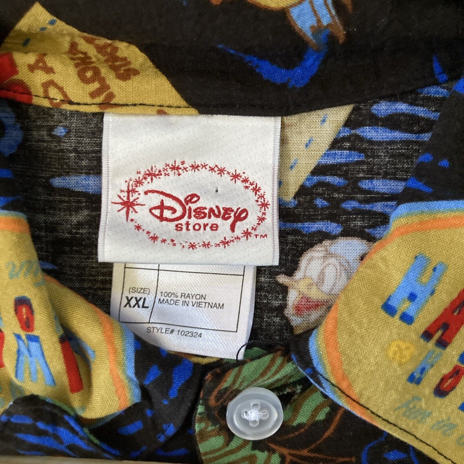 Disney Disney Hawaiian Men's 2XL Shirt Mickey & Friends Button Up Size US XXL / EU 58 / 5 - 2 Thumbnail