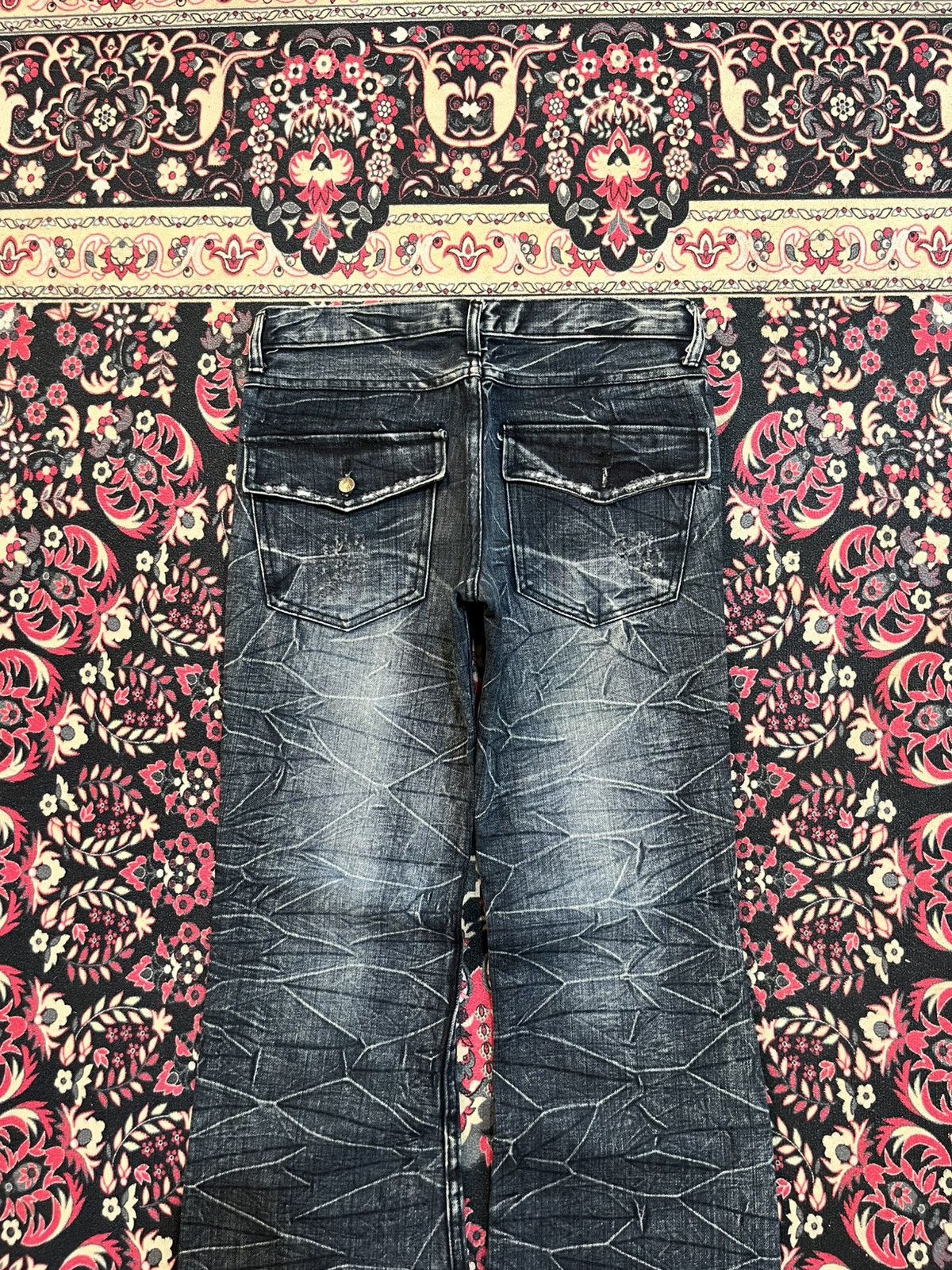 Tornado Mart K.U.I Dark Cracked Washed Distressed Flare Jeans Size US 32 / EU 48 - 6 Thumbnail