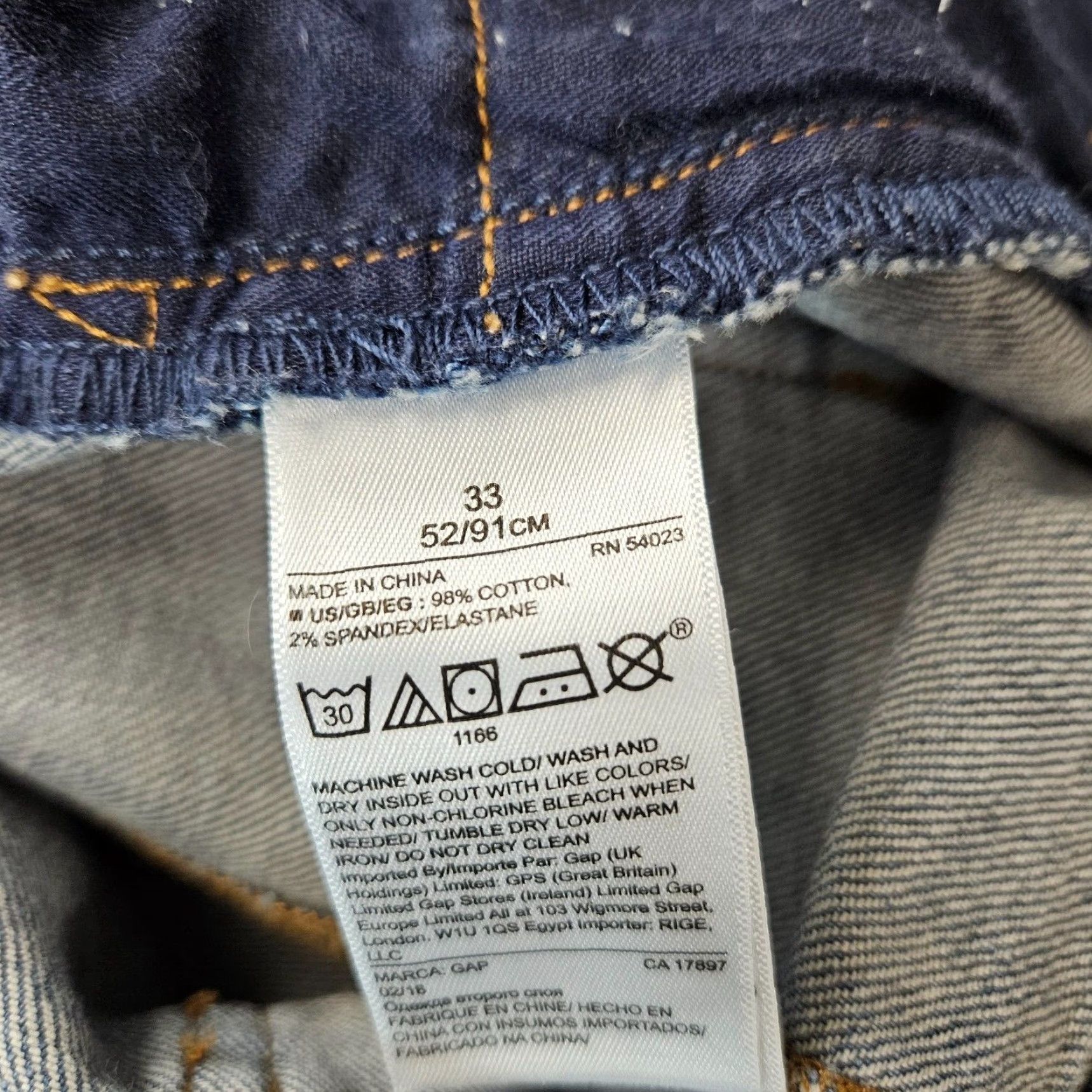 Gap VINTAGE Gap Womens Denim Skirt Sz 33 Blue Button Front Cotton Blend Raw Hem Short Straight & Pencil Womens 33 Blue Gap Skirt Size 24" / US 00 / IT 34 - 3 Thumbnail