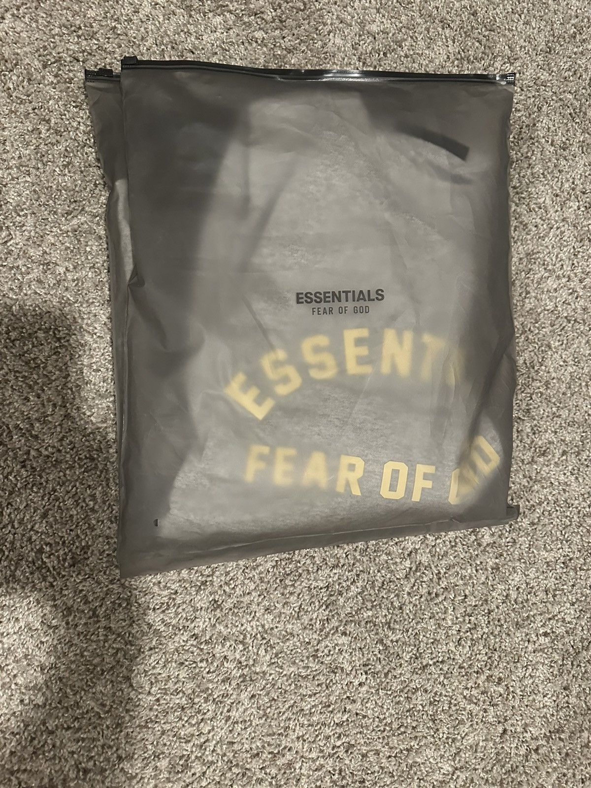 Essentials × Fear of God Essentials Fear of God Size US XL / EU 56 / 4 - 1 Thumbnail