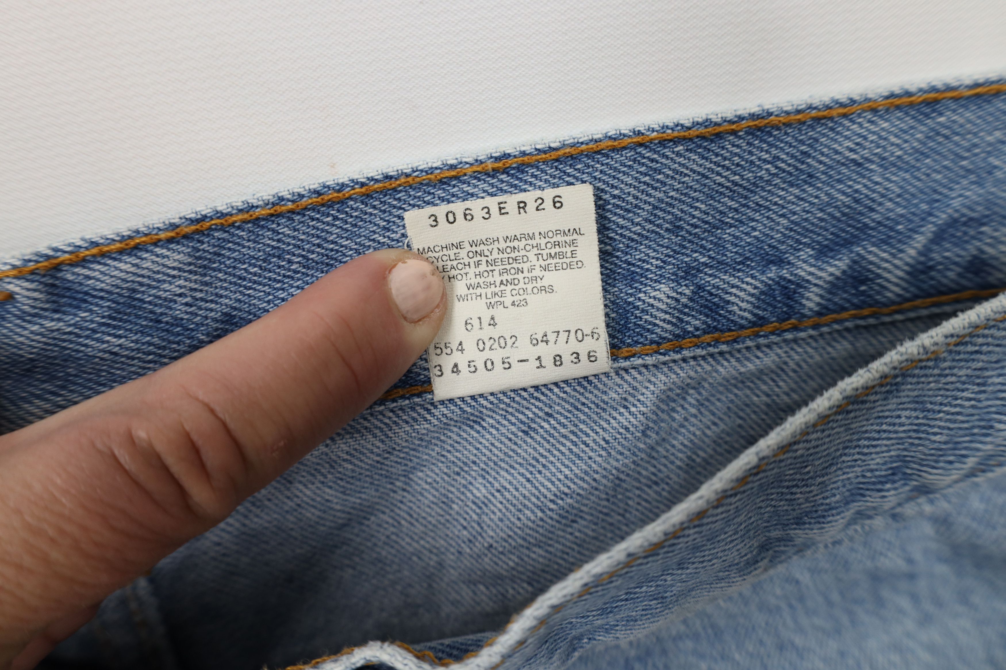 Levi's × Vintage Vintage Y2K 2002 Levis 505 Regular Fit Denim Jean Shorts USA Size US 38 / EU 54 - 9 Thumbnail