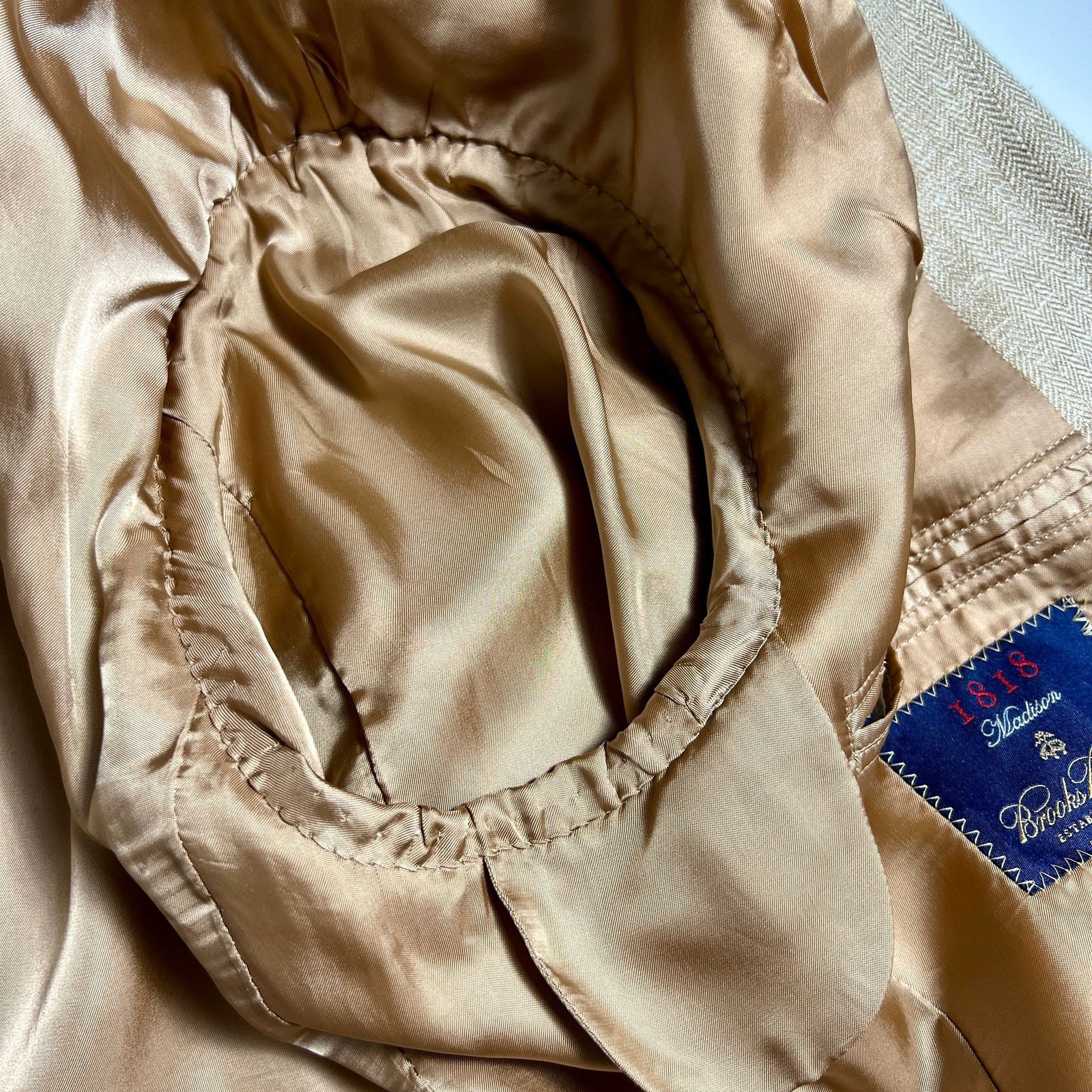 Brooks Brothers Brooks Brothers Madison Mens Silk Blazer Beige Jacket Sz 41R Size US M / EU 48-50 / 2 - 11 Thumbnail