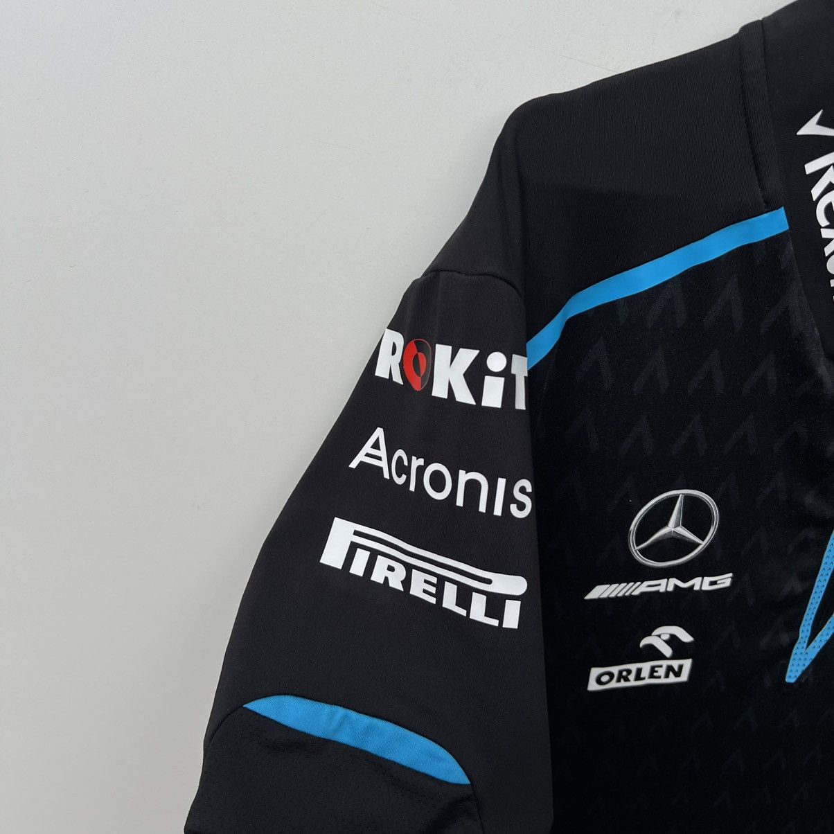 Formula 1 Formula 1 - ROKIT Williams Formula 1 Racing Team Shirt Size US M / EU 48-50 / 2 - 3 Thumbnail