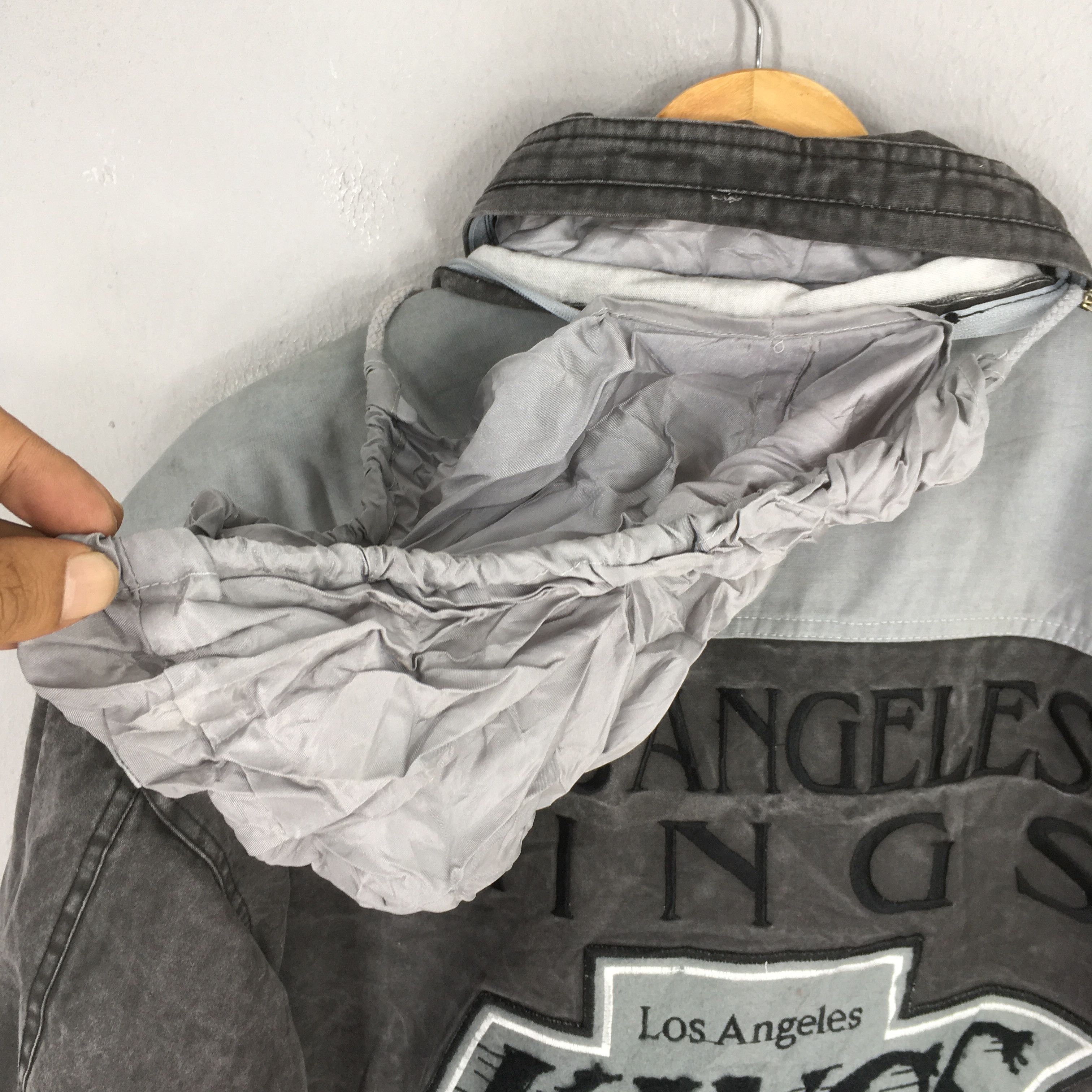 NFL Vintage 1990s Los Angeles Kings NHL Bomber Parka Medium Size US M / EU 48-50 / 2 - 15 Thumbnail