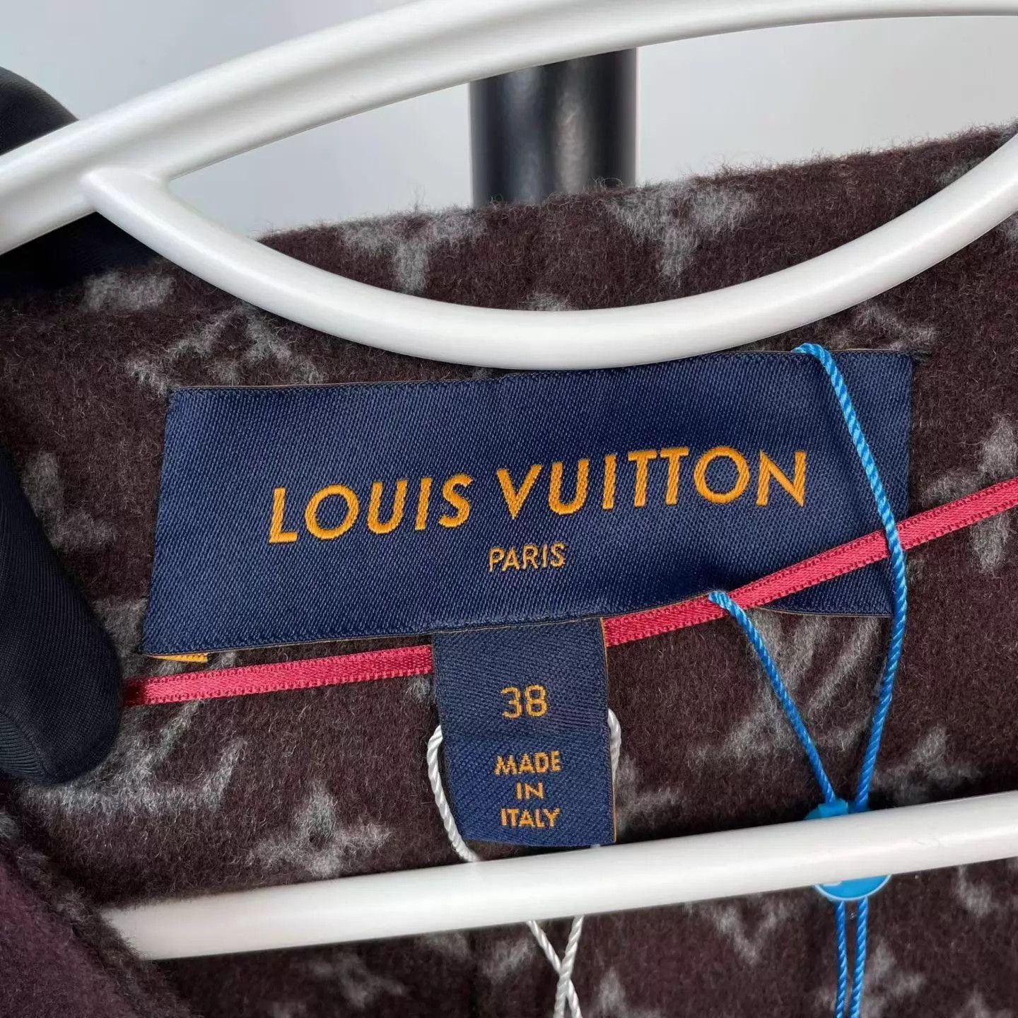 Louis Vuitton Louis Vuitton burgundy monogram belted overcoat 38 Size S / US 4 / IT 40 - 6 Thumbnail