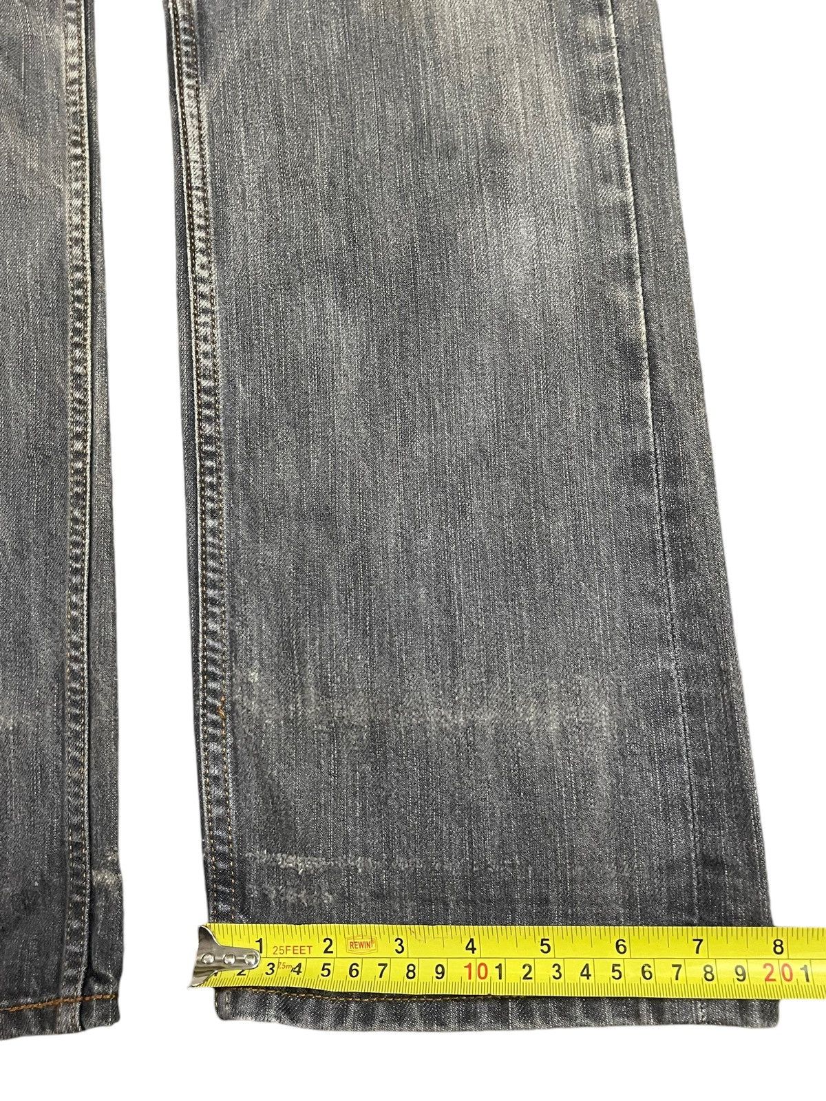 Uniqlo Vintage Japanese Uniqlo Faded Wash Style Distressed Jeans Size US 30 / EU 46 - 16 Thumbnail