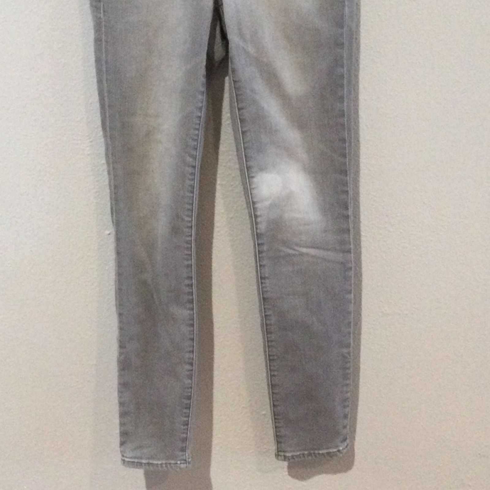 Athleta Athleta Faded Gray Mid Rise 5 Pocket Button/Zip Jegging 4 Size 27" / US 4 / IT 40 - 3 Thumbnail