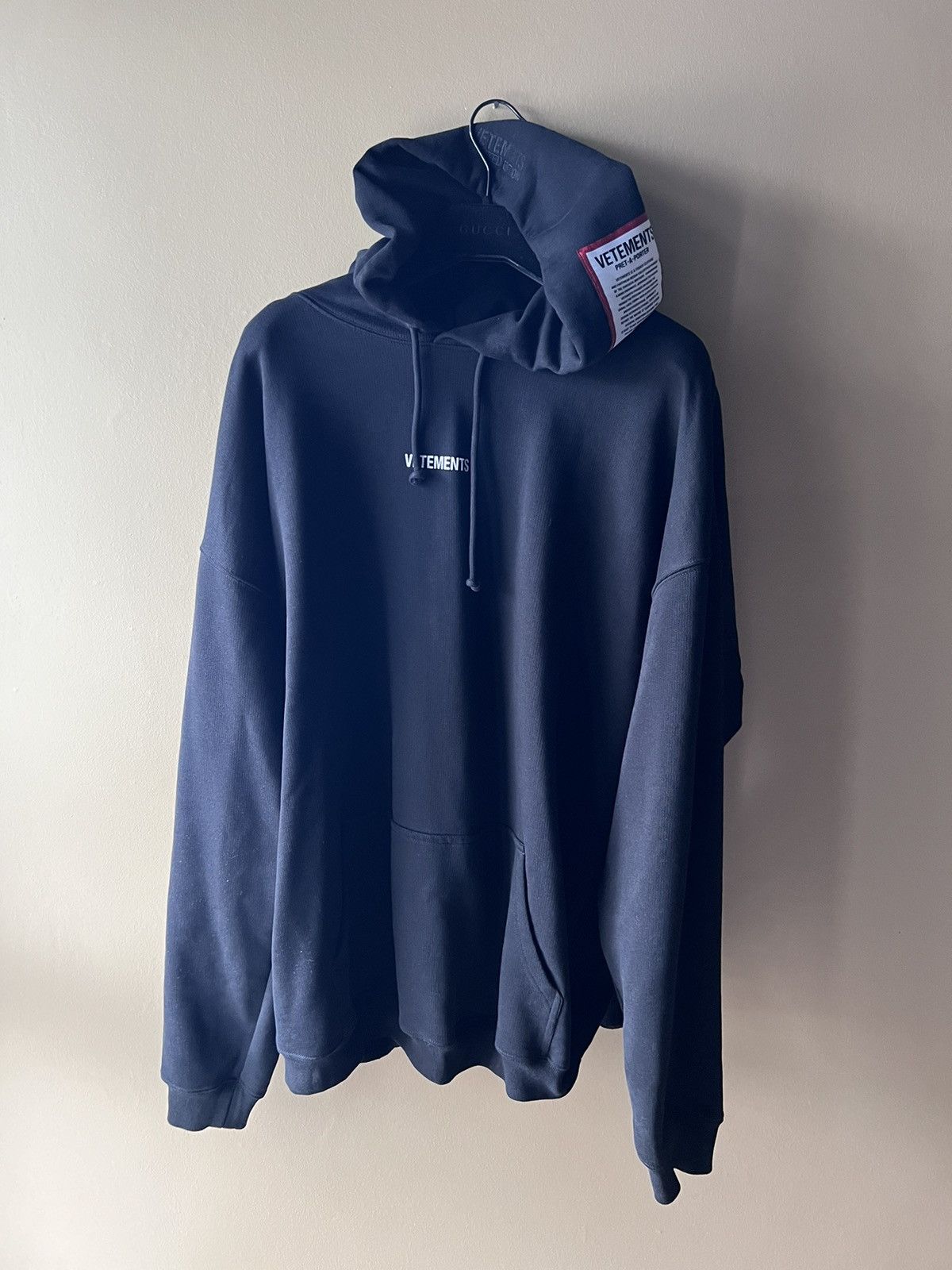 VETEMENTS GARDEROBE HIVER 2021 ホワイトシャツ VETEMENTS GARDEROBE HIVER 2021 ホワイトシャツ